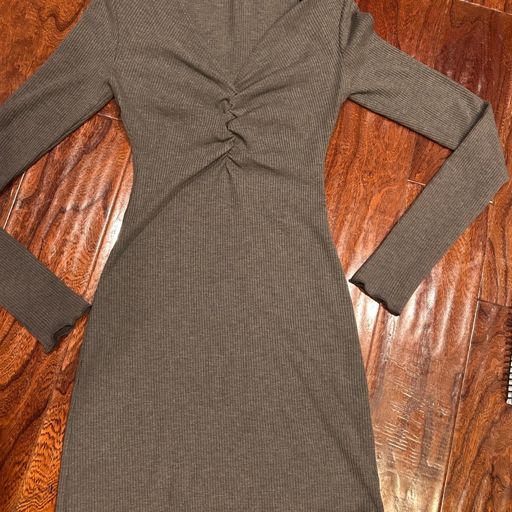Reformation Jennie small chic ribbed ruched Long Sleeve smoke grey mini Dress - Picture 2 of 4